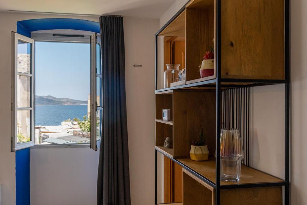 Апартаменти Casa Nostra : Bienvenue Chez Nous ! Сен-Флоран Екстер'єр фото